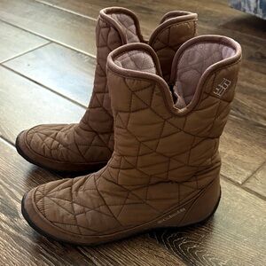 Columbia Women's Minx Slip 2 Omni Heat Quilted Winter Boots in Tabasco brown